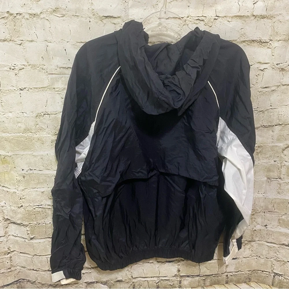Vintage Nike White Tag Black Hooded Zip Up Windbreaker Jacket - Picture 3 of 6